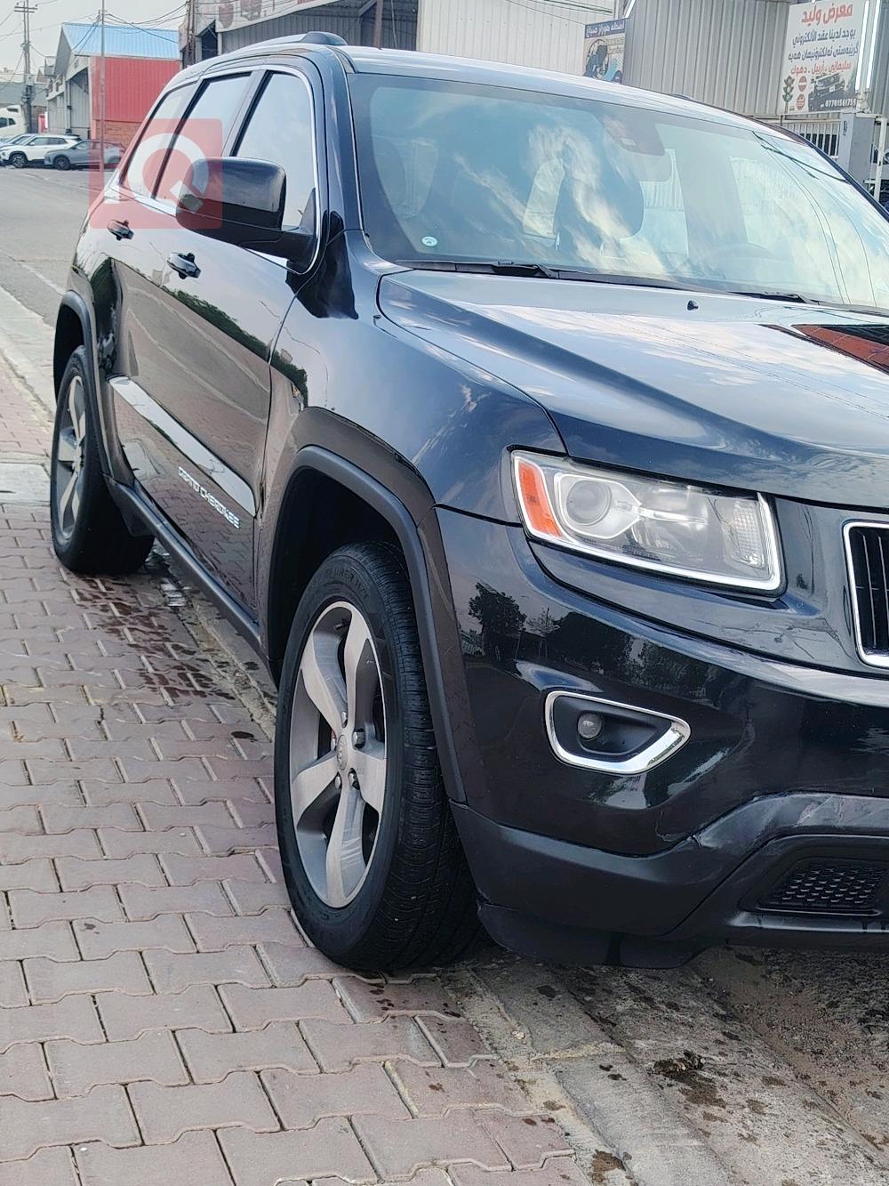 جیپ گراند شیرۆکی